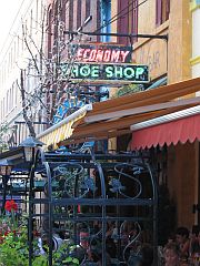 ecoshow01.jpg